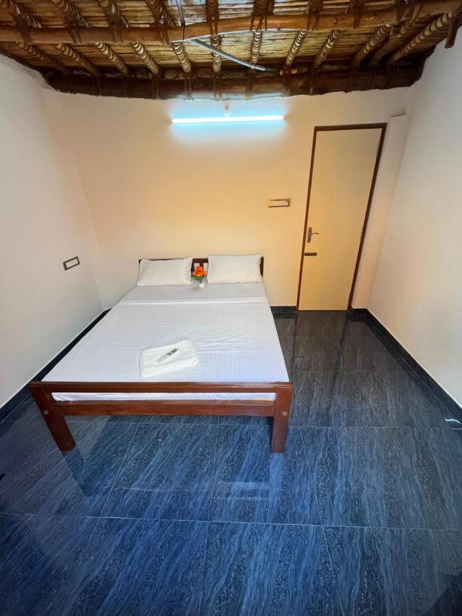 Serenity Bay Home Stay 퐁디셰리 외부 사진